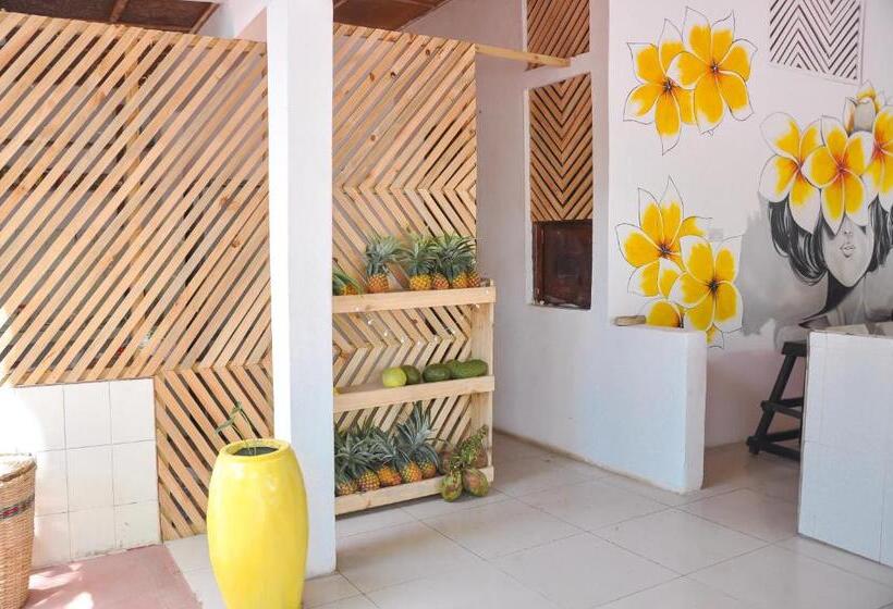 هتل Papaya Guest House Nungwi