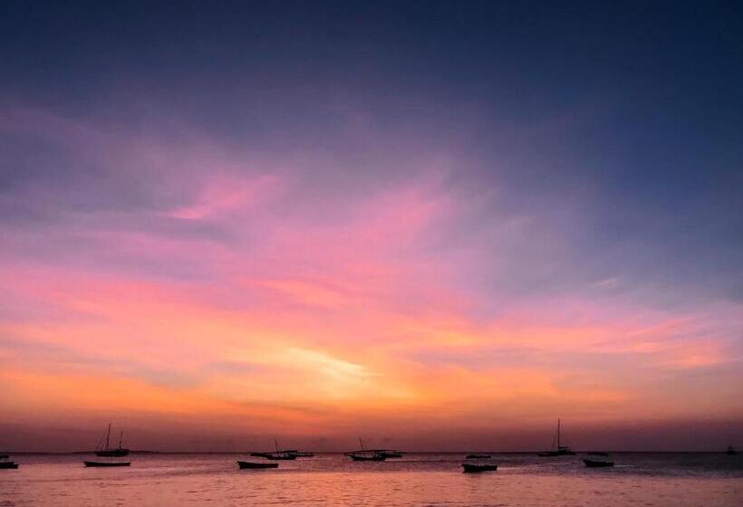 هتل Papaya Guest House Nungwi