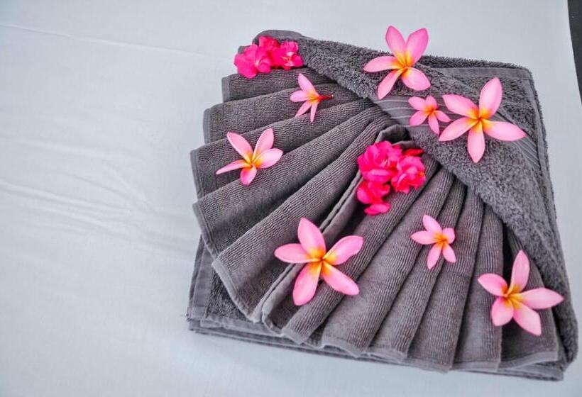 هتل Papaya Guest House Nungwi