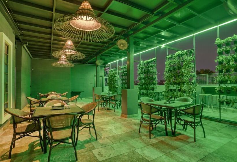 Отель Span International