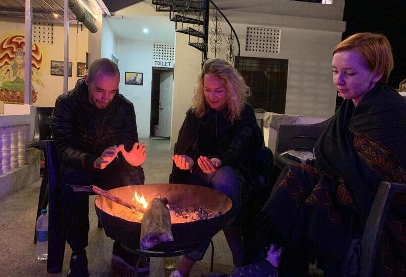 فندق Zoola Palace