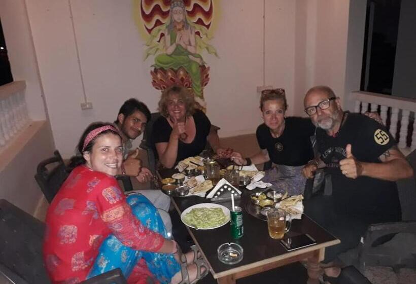 فندق Zoola Palace