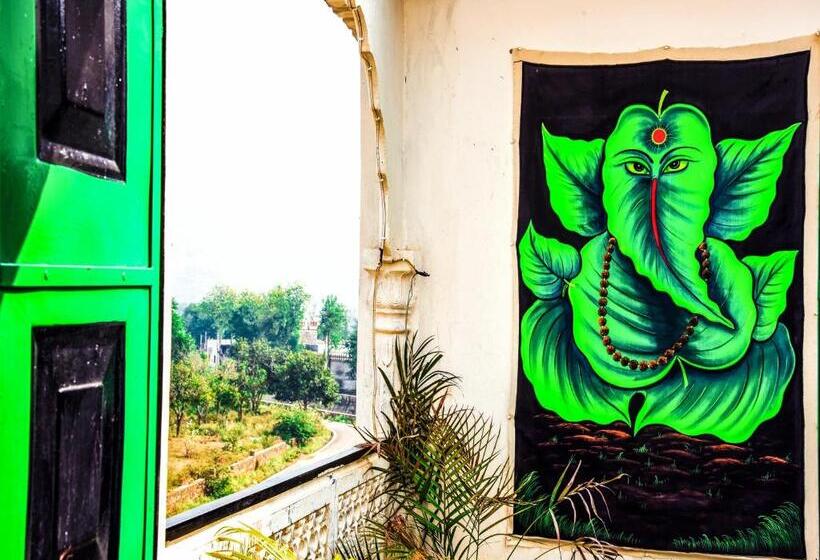 فندق Zoola Palace