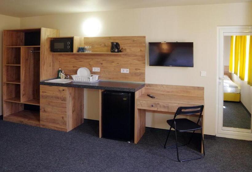 פנסיון стаи за гости централ фамилни стаи & апартаменти