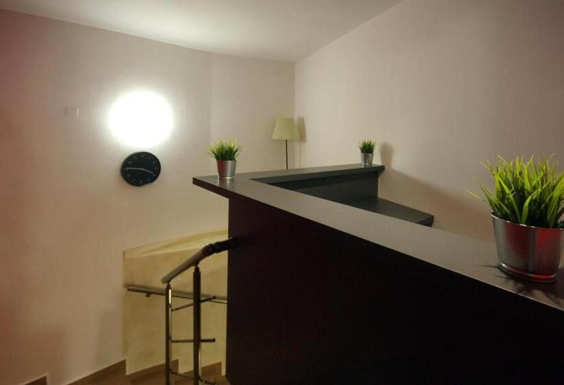 פנסיון стаи за гости централ фамилни стаи & апартаменти