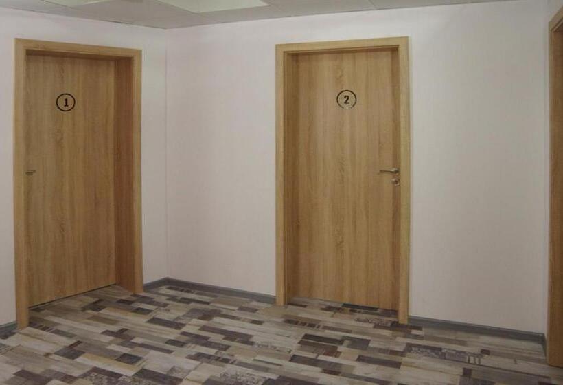 פנסיון стаи за гости централ фамилни стаи & апартаменти