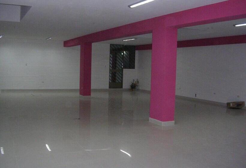 호스텔 Suites El Parque