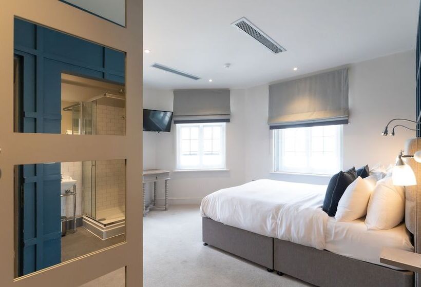 فندق صغير The Bridge Pub & Rooms