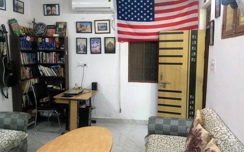 هاستل Zigzag Homestay