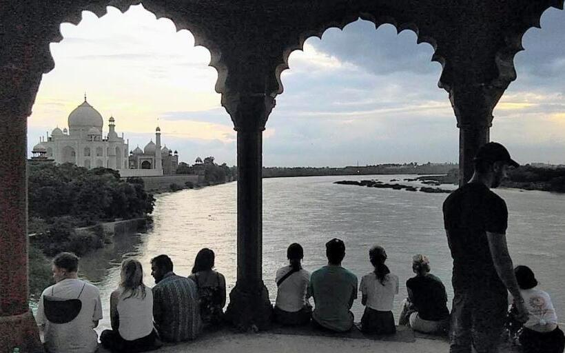 هاستل Zigzag Homestay