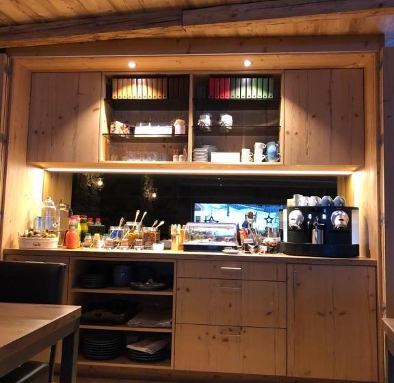 ベッドアンドブレックファースト Boutique Lodge Spycher