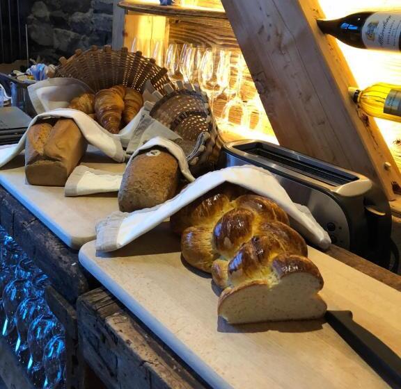 ベッドアンドブレックファースト Boutique Lodge Spycher