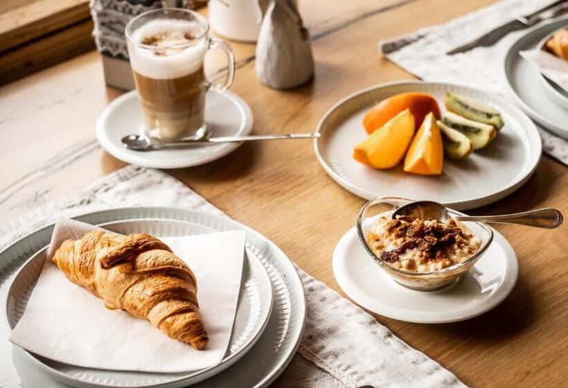 ベッドアンドブレックファースト Boutique Lodge Spycher