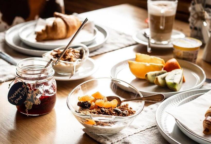 ベッドアンドブレックファースト Boutique Lodge Spycher