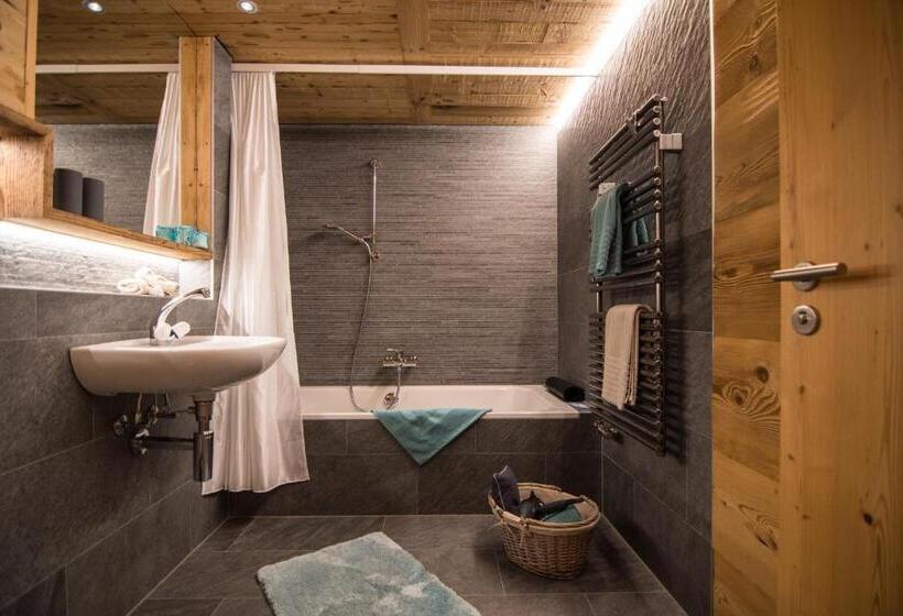 ベッドアンドブレックファースト Boutique Lodge Spycher