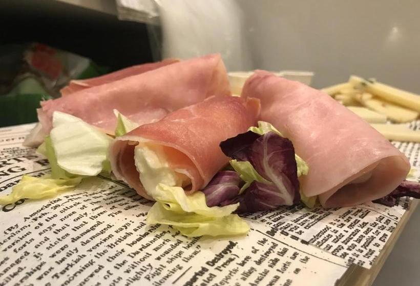 Bed and Breakfast Momoi