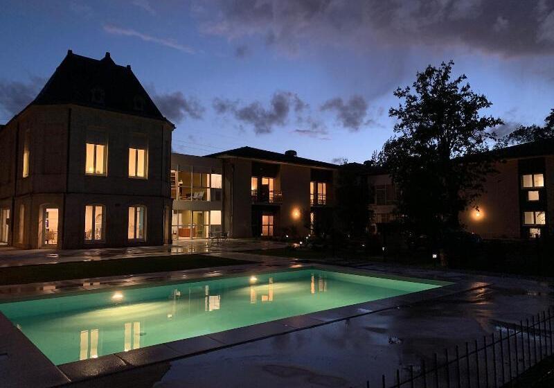 בית מלון כפרי Green Hôtels Bordeaux Arena