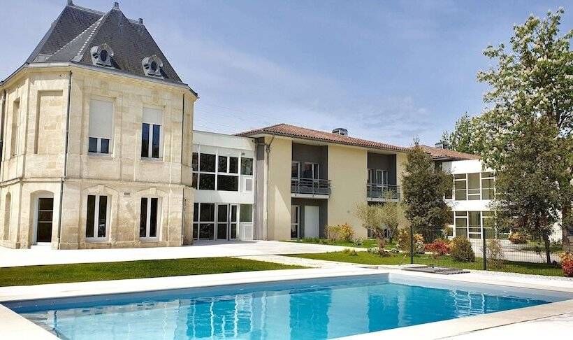 בית מלון כפרי Green Hôtels Bordeaux Arena