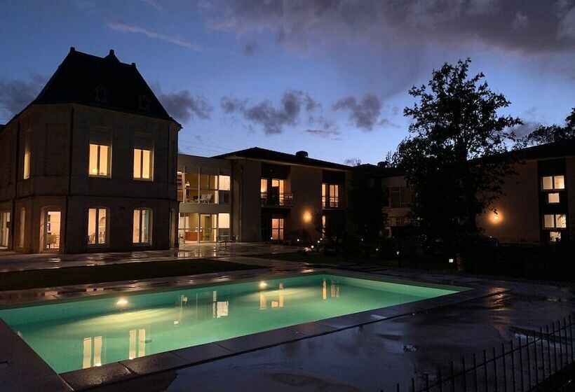 בית מלון כפרי Green Hôtels Bordeaux Arena