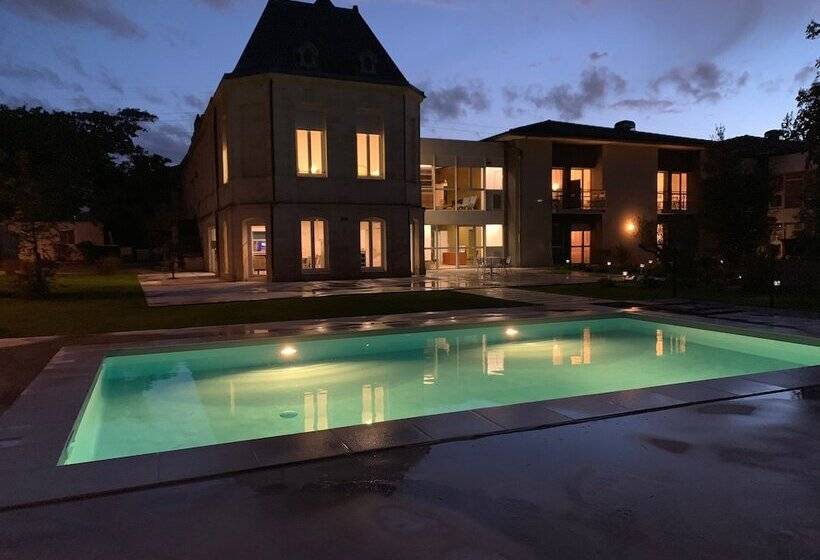 בית מלון כפרי Green Hôtels Bordeaux Arena