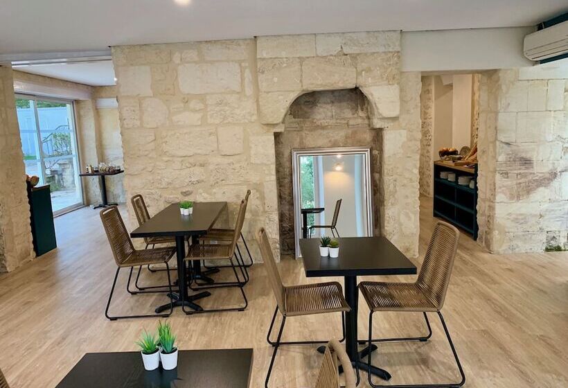 בית מלון כפרי Green Hôtels Bordeaux Arena