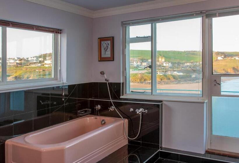 בית מלון כפרי Burgh Island