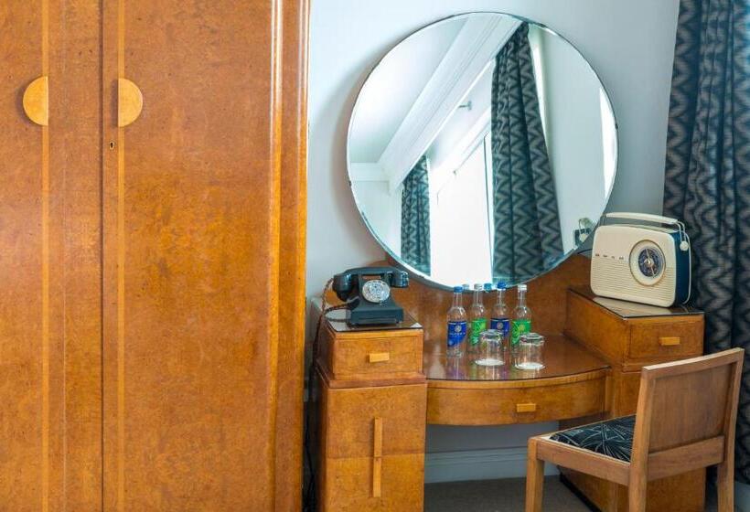 בית מלון כפרי Burgh Island