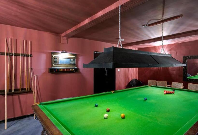 בית מלון כפרי Burgh Island