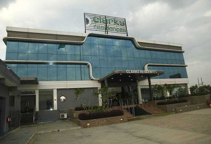 호텔 Clarks Residences Vrindavan