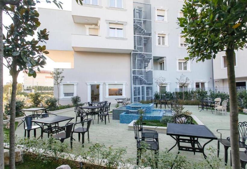 בית מלון כפרי Elite Palace