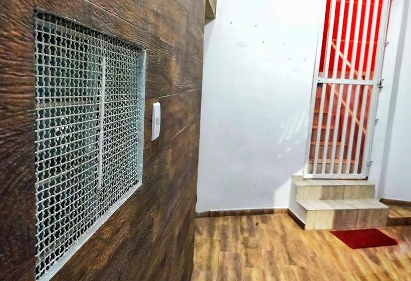 ホテル Kiss   Taboão Da Serra