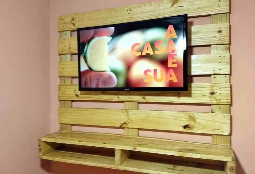 ホテル Kiss   Taboão Da Serra