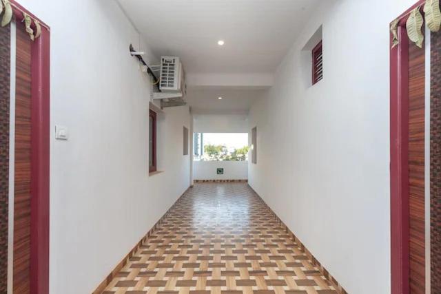 ホテル Varun Residency Airport Codissia Stay