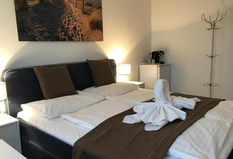 ホテル Restaurant Zum Donaueck Mauthausen