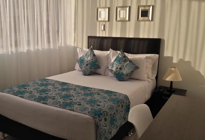 هتل Rosales Plaza