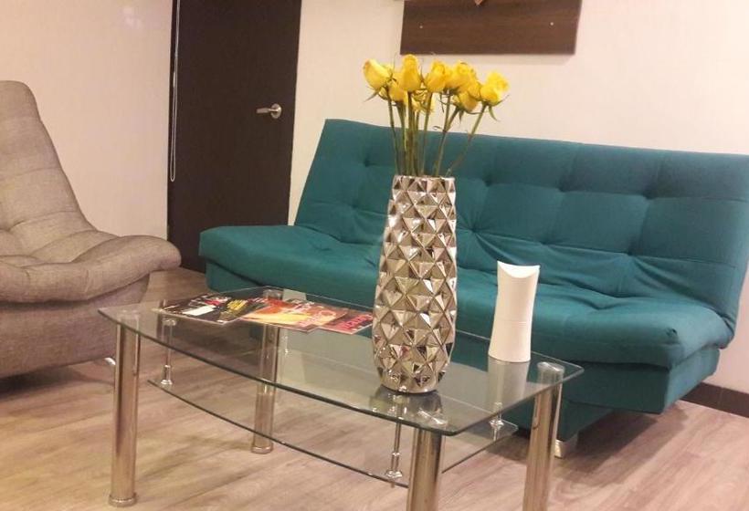 Отель Rosales Plaza