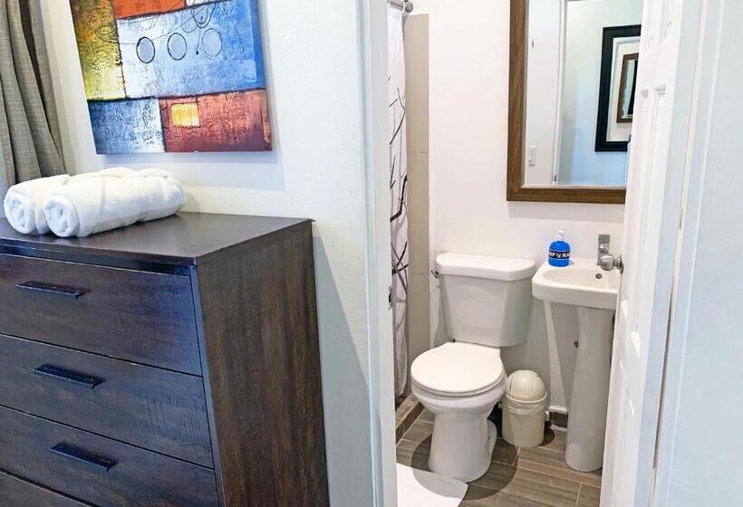 בית מלון כפרי Surf Ranch Tamarindo