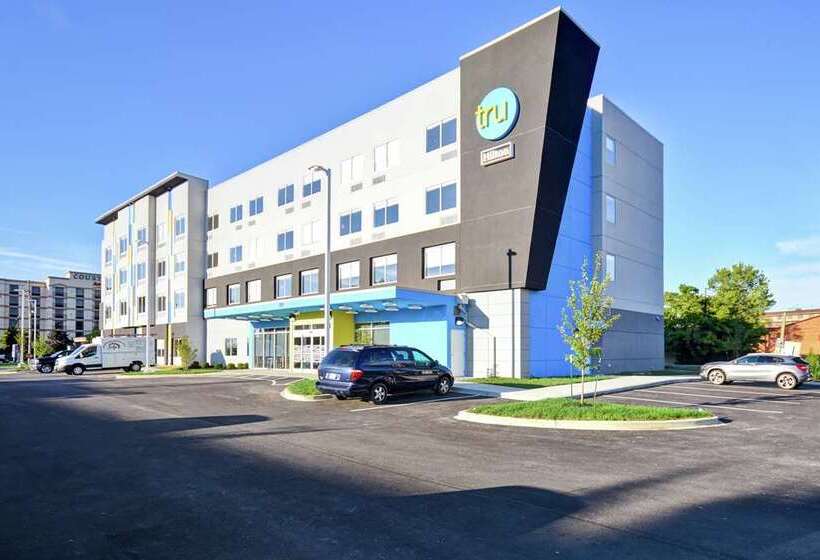 בית מלון כפרי Tru By Hilton Louisville Airport