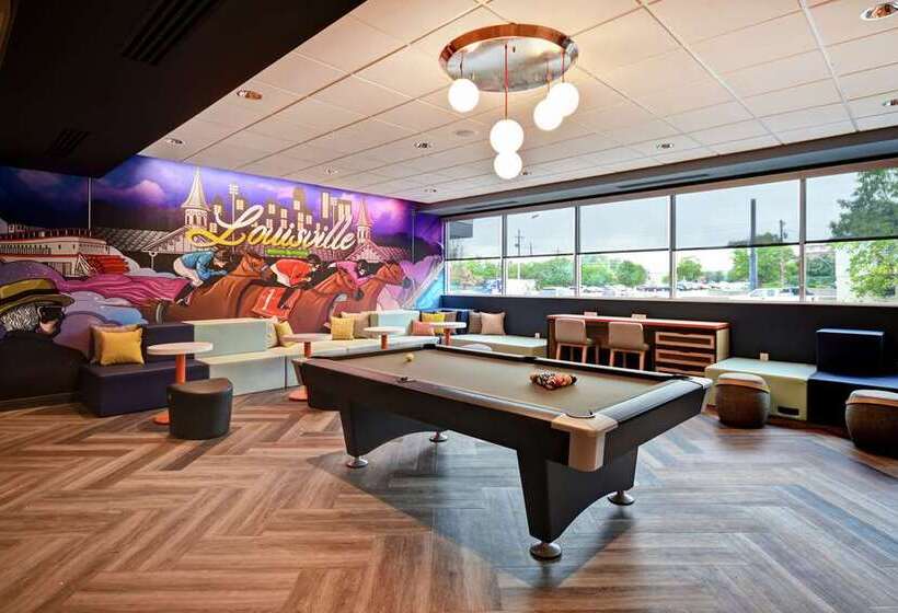 בית מלון כפרי Tru By Hilton Louisville Airport