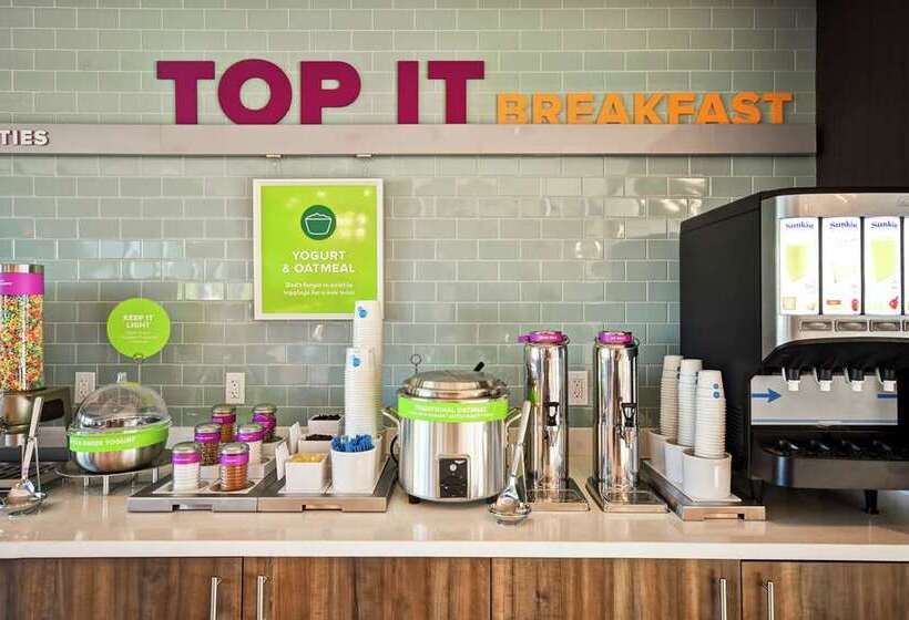 בית מלון כפרי Tru By Hilton Louisville Airport