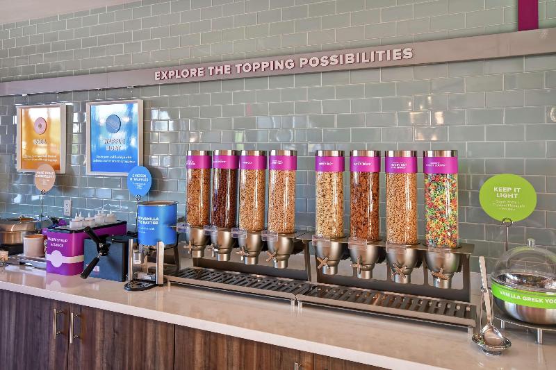 בית מלון כפרי Tru By Hilton Louisville Airport