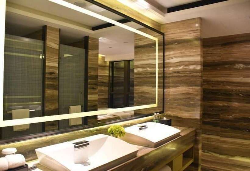 בית מלון כפרי Wyndham Grand Maoming