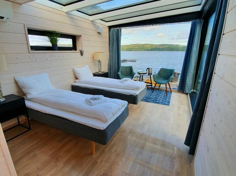 Jarfjord Sea Resort Kirkenes