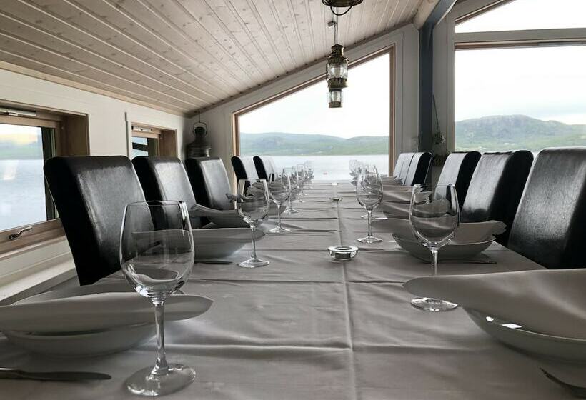 Jarfjord Sea Resort Kirkenes