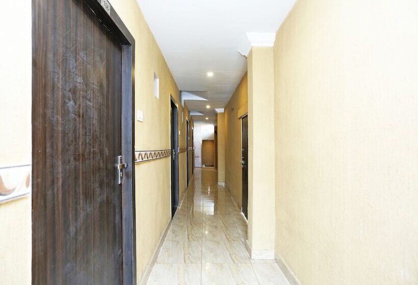 Oyo 16472 Hotel Shree Balram International