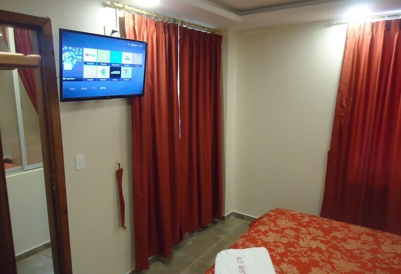 פנסיון Hostal Aly 2