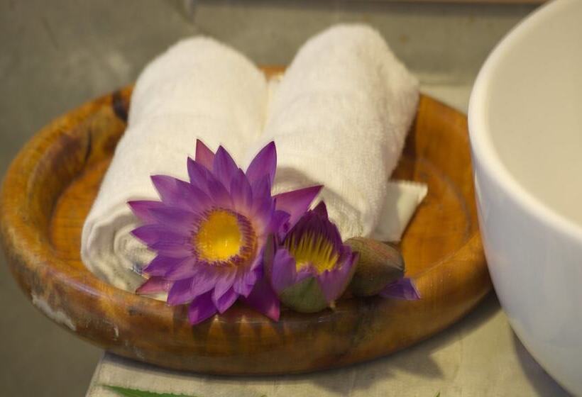 膳宿费 Kadulla Villa