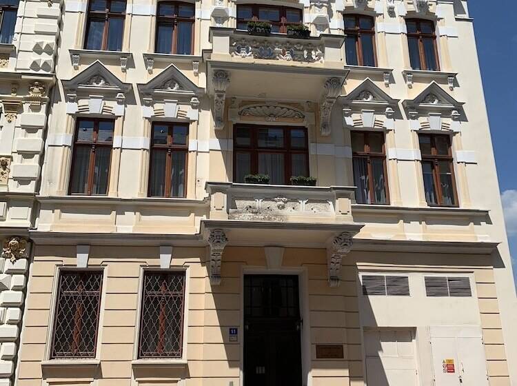 بنسيون Lázeňský Dům Florentini