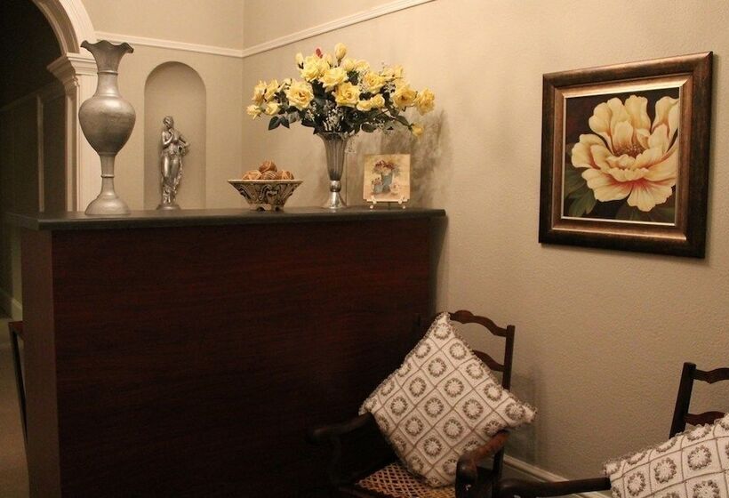 پانسیون Tranquil House B&b 10 Berry St