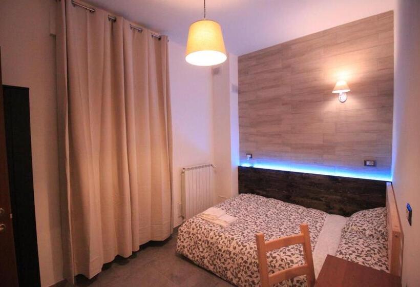 تختخواب و صبحانه Il Rifugio Degli Artisti